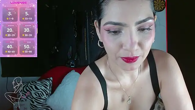 Carolaine69  online show from 27, 4, 2026