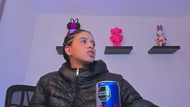 Gangster Girl online show from 3, 3, 2025