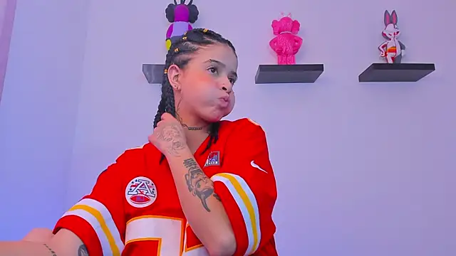 Gangster Girl online show from 3, 3, 2025