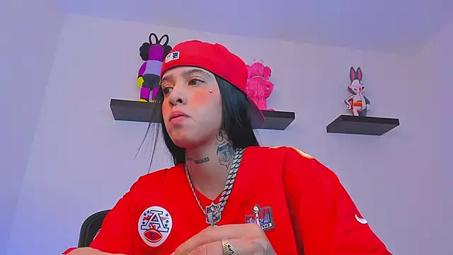 Gangster Girl online show from 15, 3, 2025