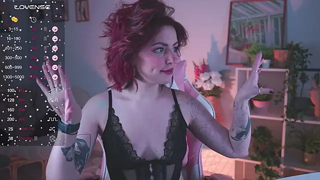 Snapshot of Lana__May chatting on 14, 12, 2024 Lana May online show from 14, 12, 2024