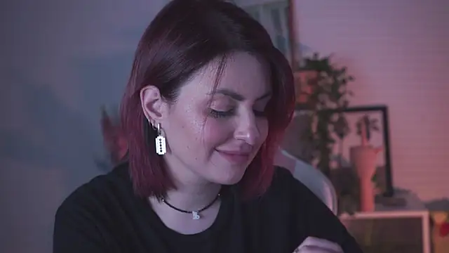 Snapshot of Lana__May chatting on 21, 12, 2024 Lana May online show from 21, 12, 2024