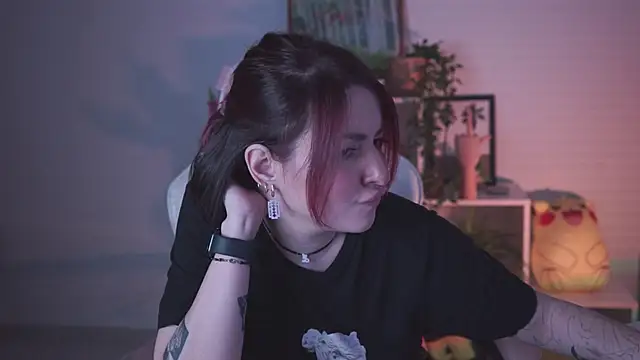 Snapshot of Lana__May chatting on 21, 12, 2024 Lana May online show from 21, 12, 2024