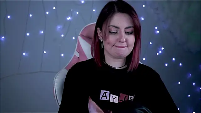 Snapshot of Lana__May chatting on 13, 2, 2025 Lana May online show from 13, 2, 2025