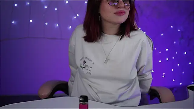 Snapshot of Lana__May chatting on 27, 2, 2025 Lana May online show from 27, 2, 2025