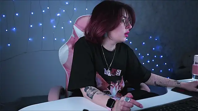 Snapshot of Lana__May chatting on 1, 3, 2025 Lana May online show from 1, 3, 2025