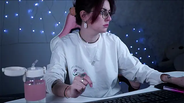 Snapshot of Lana__May chatting on 2, 3, 2025 Lana May online show from 2, 3, 2025