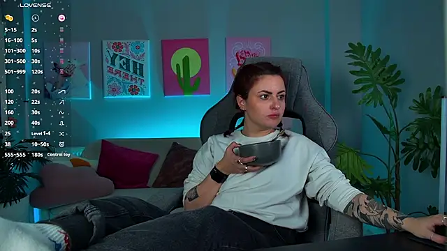 Snapshot of Lana__May chatting on 30, 11, 2025 Lana May online show from 30, 11, 2025