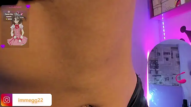 meganthompsonn22 online show from 6, 3, 2025