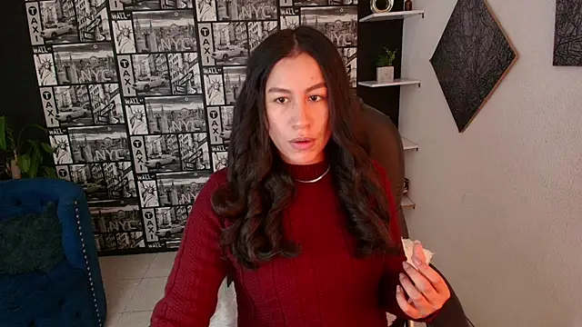 EmiGomez  online show from 27, 11, 2025