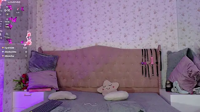 AvrillThomas online show from 4, 2, 2025