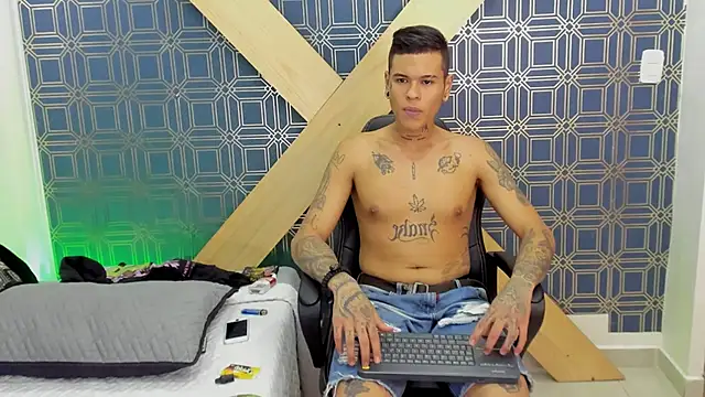 jamesinked  online show from 31, 12, 2024