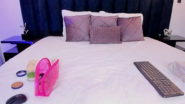 susyy7 online show from 4, 3, 2026