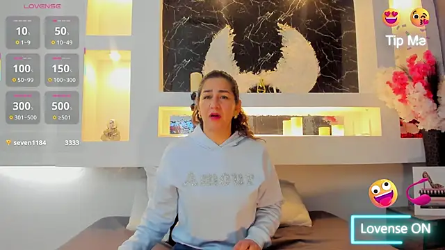 Snapshot of Cinthya_mjs chatting on 9, 9, 2025 Cinthya mjs online show from 9, 9, 2025