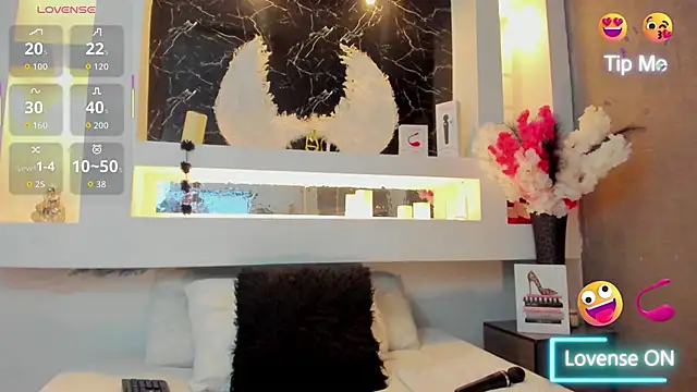 Snapshot of Cinthya_mjs chatting on 8, 10, 2025 Cinthya mjs online show from 8, 10, 2025