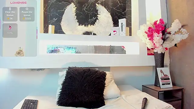 Snapshot of Cinthya_mjs chatting on 27, 10, 2025 Cinthya mjs online show from 27, 10, 2025