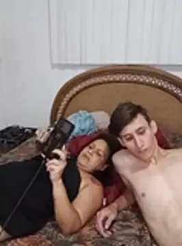 Milfvalesk online show from 18, 10, 2025