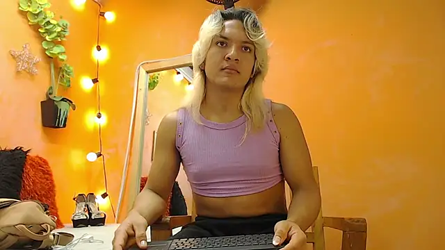 aslyhernandez 7 online show from 15, 1, 2025