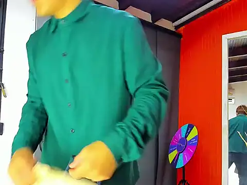 aslyhernandez 7 online show from 25, 4, 2026