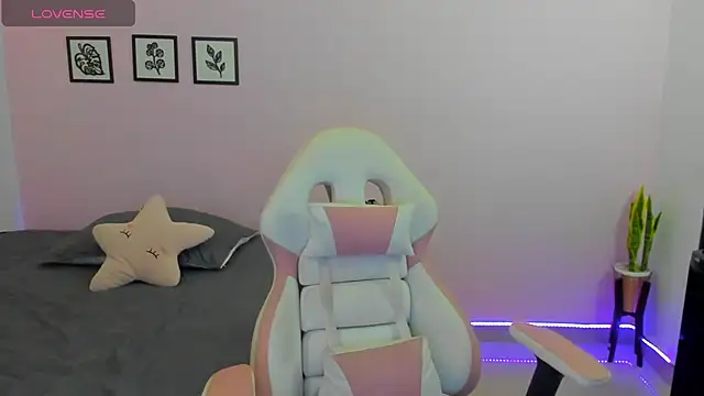 sophie pazz online show from 15, 12, 2025