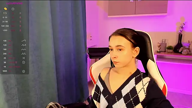 LilithStrangfor online show from 17, 12, 2024