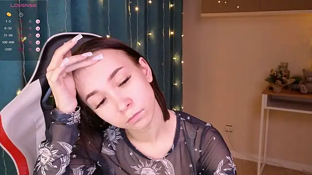 LilithStrangfor online show from 30, 12, 2024