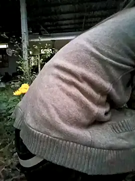 Fuckmehard2xx online show from 24, 1, 2025