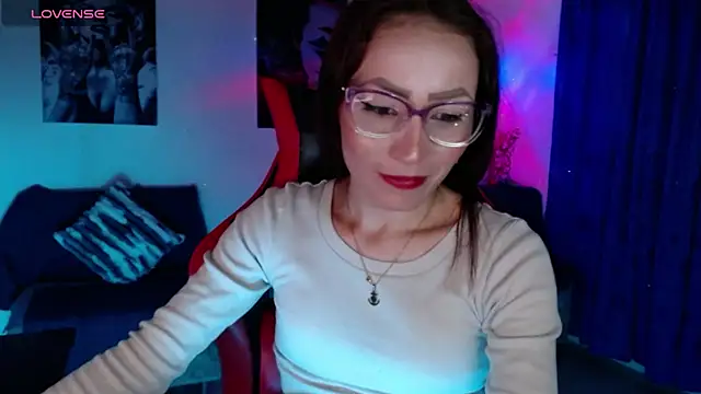 Sara-Guzman1 online show from 24, 3, 2026