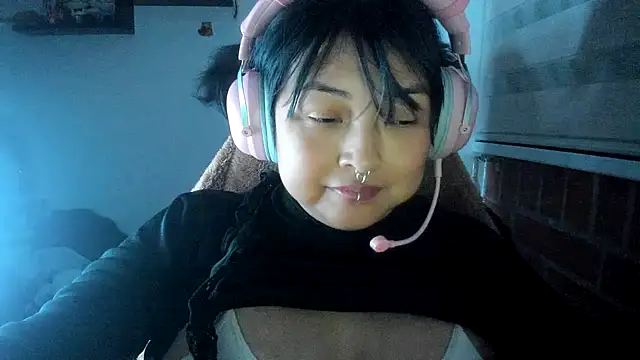 Shaddycute  online show from 21, 4, 2026