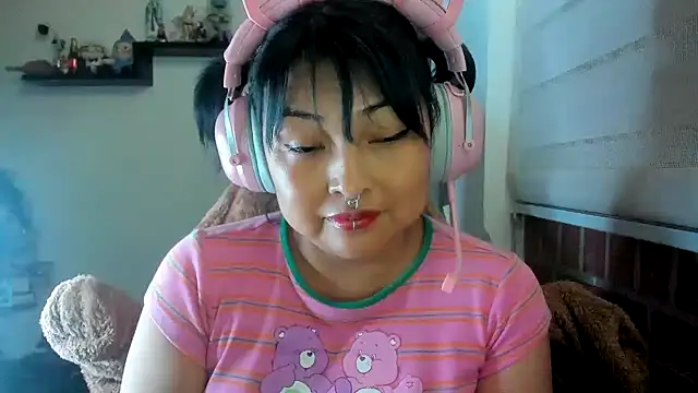 Shaddycute  online show from 26, 4, 2026