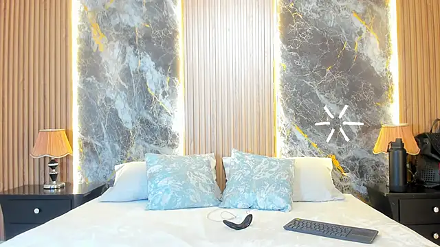 Troykhalil online show from 5, 3, 2025