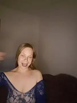 Snapshot of katiestevens chatting on 26, 9, 2025 katiestevens online show from 26, 9, 2025