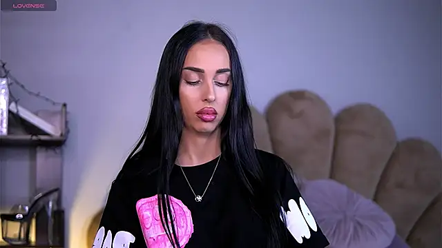 KairaAndrews online show from 7, 2, 2025