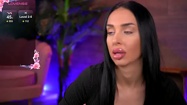 KairaAndrews online show from 13, 10, 2025