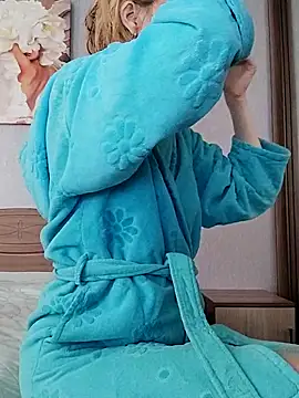 AvelinaLeoni online show from 19, 3, 2025