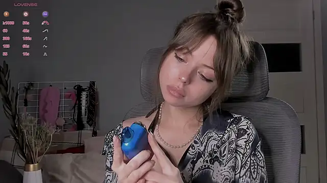 Snapshot of hype_meal_home chatting on 25, 10, 2025 hype meal home online show from 25, 10, 2025