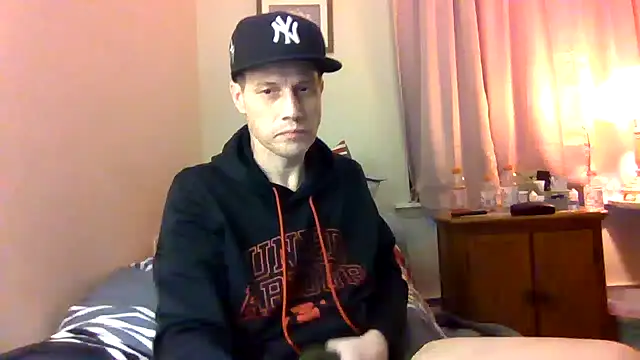 Snapshot of kollzCloudzz chatting on 23, 4, 2026 kollzCloudzz online show from 23, 4, 2026
