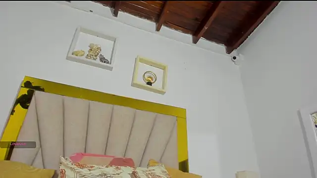 vahiolet fuentes online show from 28, 1, 2025