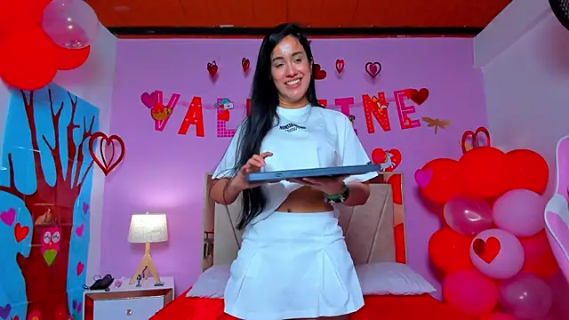 Miia harper  online show from 3, 2, 2025