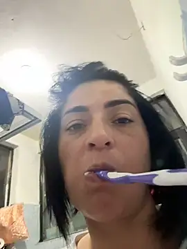 Snapshot of karenlennox1 chatting on 2, 8, 2026 karenlennox1 online show from 2, 8, 2026
