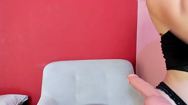 Kate bunny  online show from 13, 11, 2025