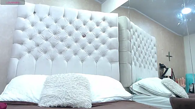 La Crespa x online show from 11, 11, 2025