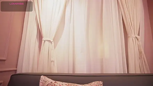 Sophia wilsonn  online show from 22, 10, 2025