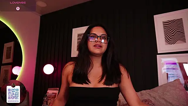 Sophia wilsonn  online show from 25, 4, 2026