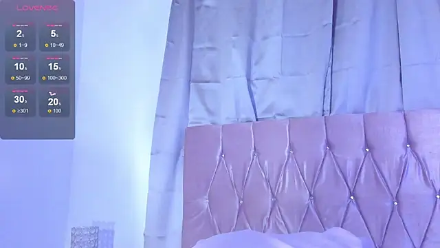 Ashley piinkk  online show from 30, 12, 2024