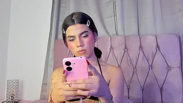 Ashley piinkk  online show from 26, 1, 2025