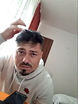 Snapshot of ionut_prince chatting on 29, 4, 2026 ionut prince online show from 29, 4, 2026