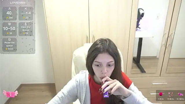 Snapshot of Billly1Love chatting on 10, 11, 2025 Billly1Love online show from 10, 11, 2025