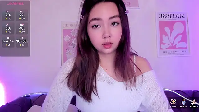 Fluffy Rose online show from 17, 1, 2025