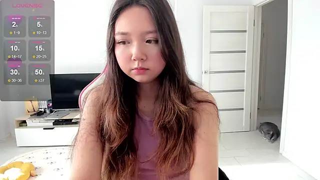 Fluffy Rose online show from 9, 6, 2026